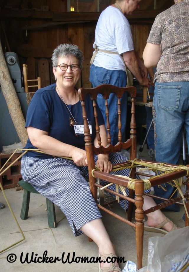 Peters-weaving-bulrush-seat-demo